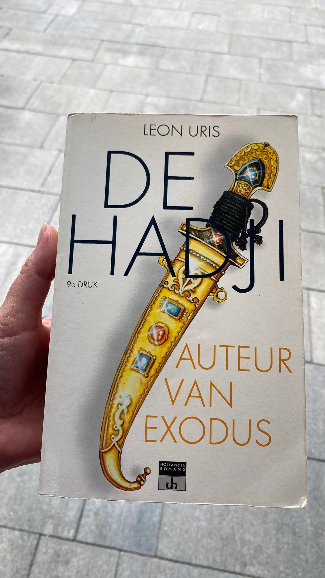 De Hadji - Leon Uris (9e druk), Ophalen of Verzenden, Gelezen, Nederland