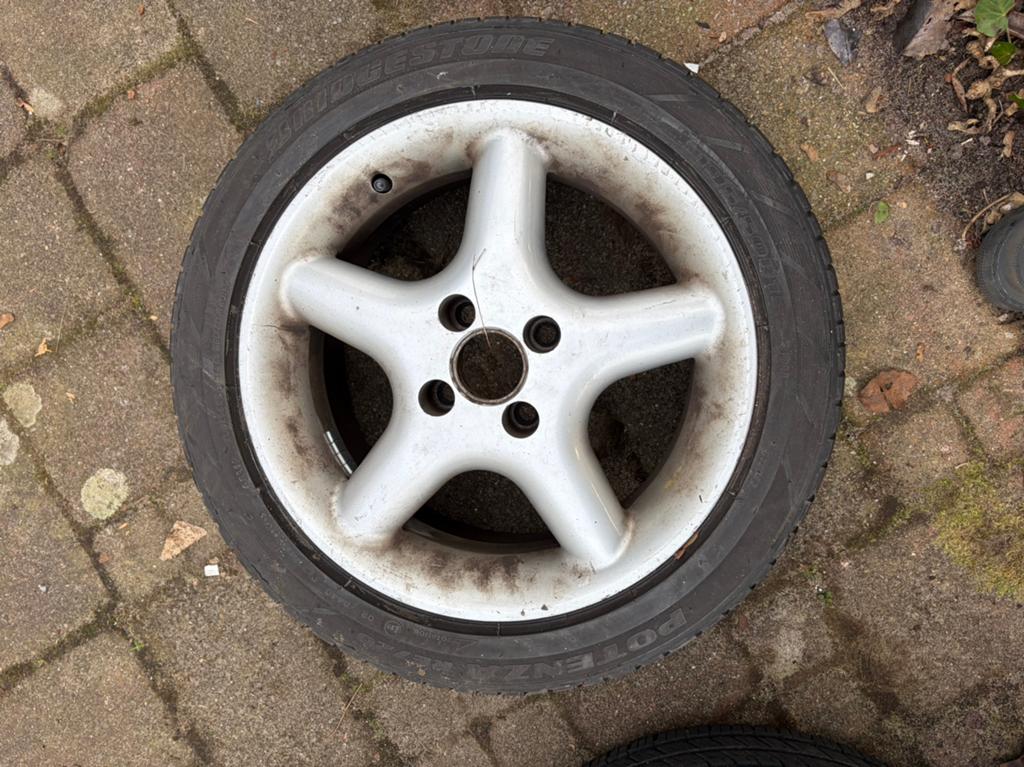 auto velg / band 4 x 100, Ophalen