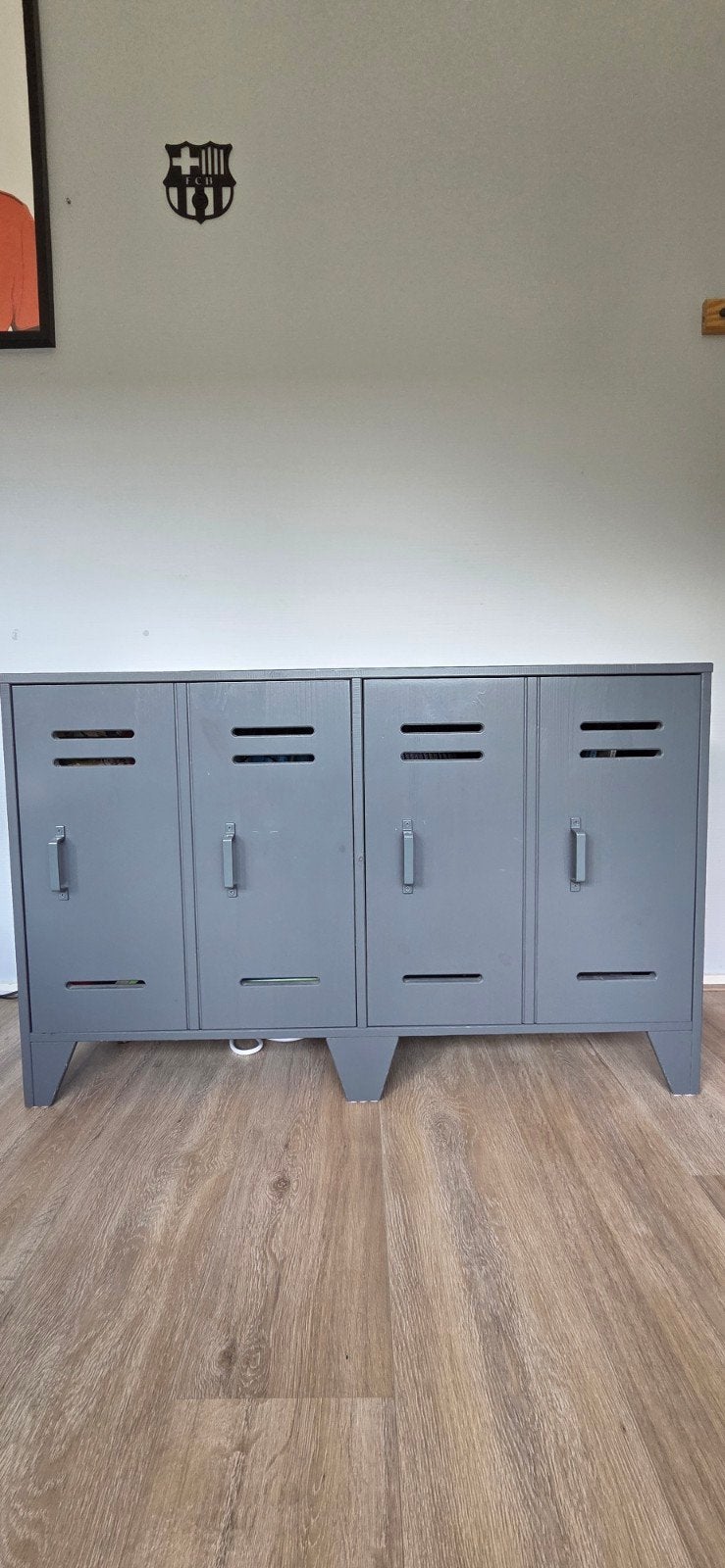 Woood lockerkast Stijn, Ophalen, Zo goed als nieuw