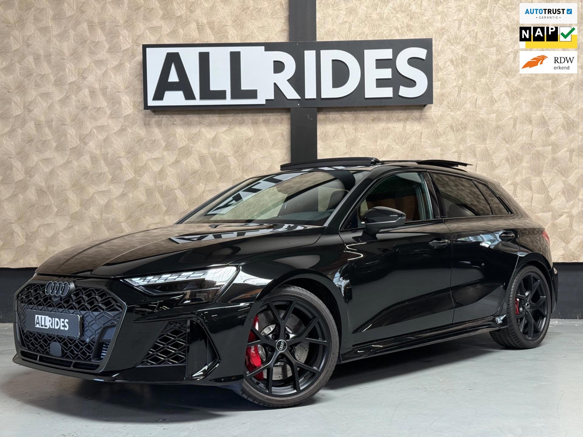 Audi RS 3 Sportback 2.5 TFSI RS 3 quattro | Pano | carbon |, Automaat, Dealer onderhouden, RS3, Alcantara