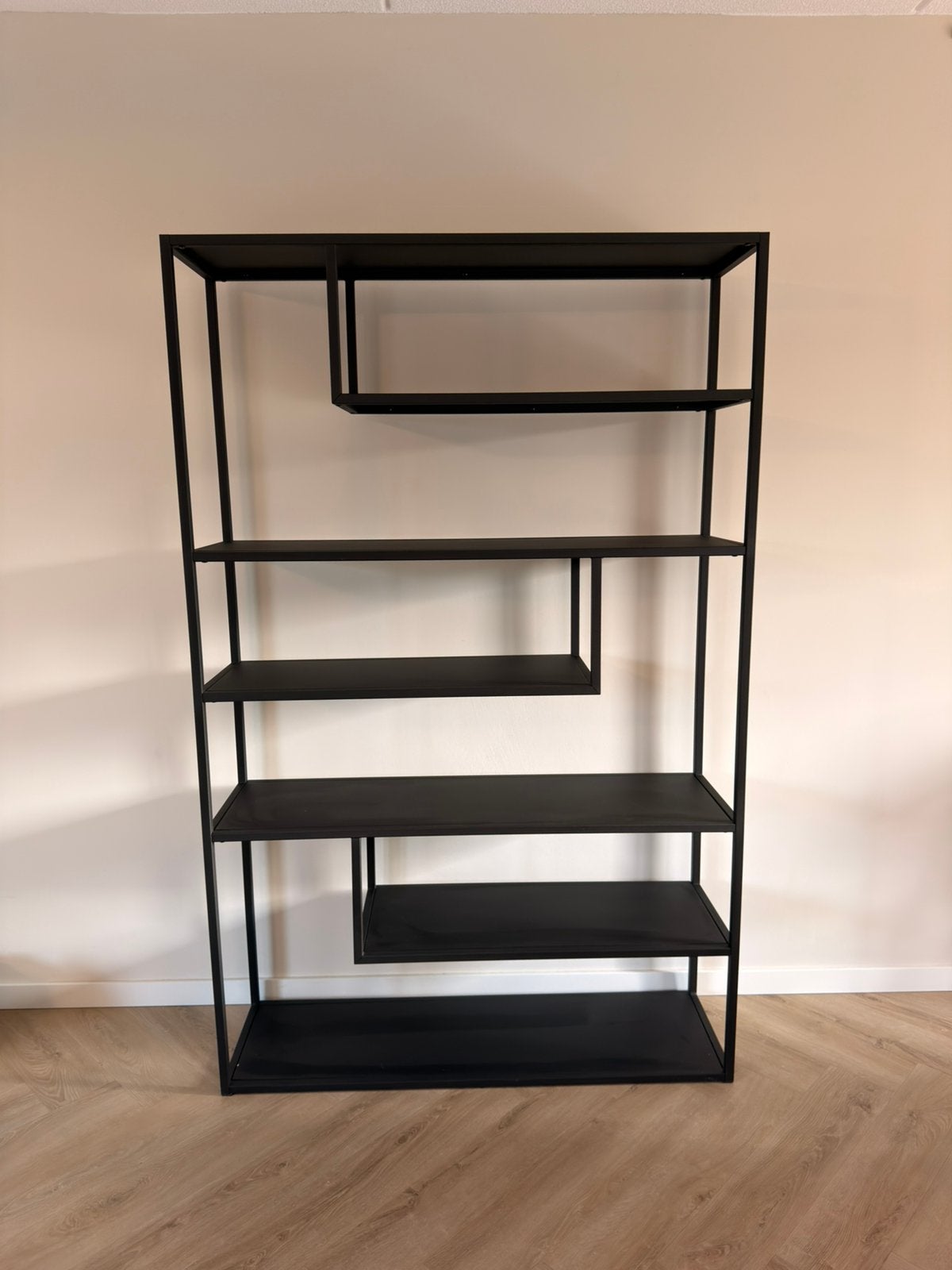 WOOOD Teun XL vakkenkast 120 cm – zwart – zo goed als nieuw, Ophalen, Zo goed als nieuw