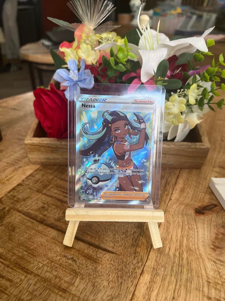 Pokemon Kaart Nessa TG27/TG30 Trainer Gallery Full Art, Ophalen of Verzenden, Zo goed als nieuw, Losse kaart, Foil