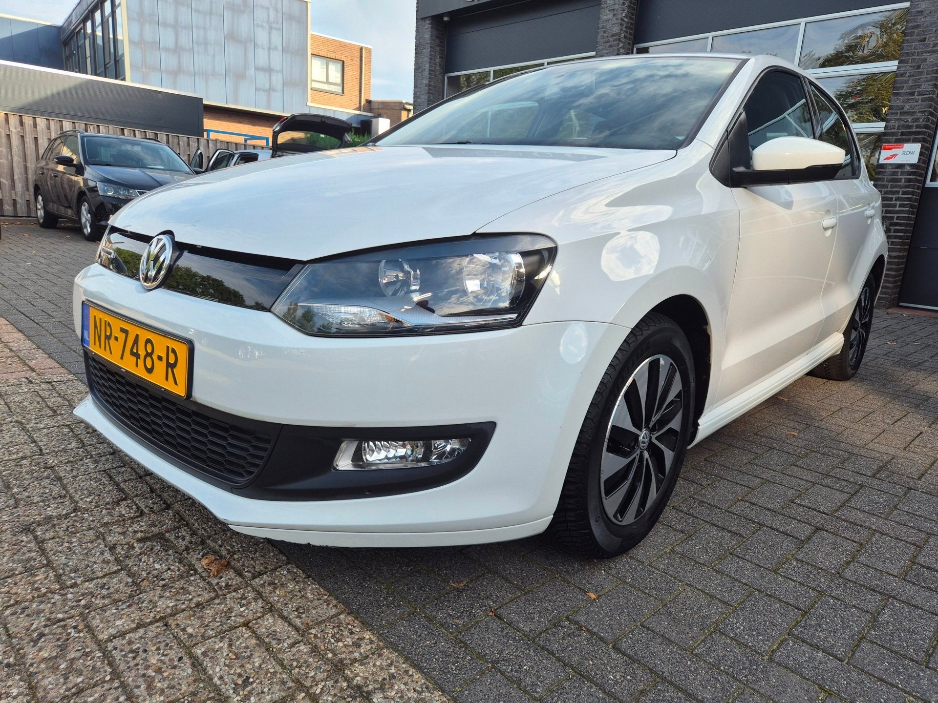 Volkswagen Polo 1.0 BlueMotion, Auto's, Voorwielaandrijving, 95 pk, Wit, Origineel Nederlands