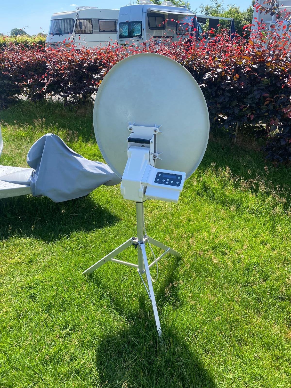 Travel Vision R6 schotelantenne, Ophalen, Zo goed als nieuw, (Schotel)antenne, Overige merken