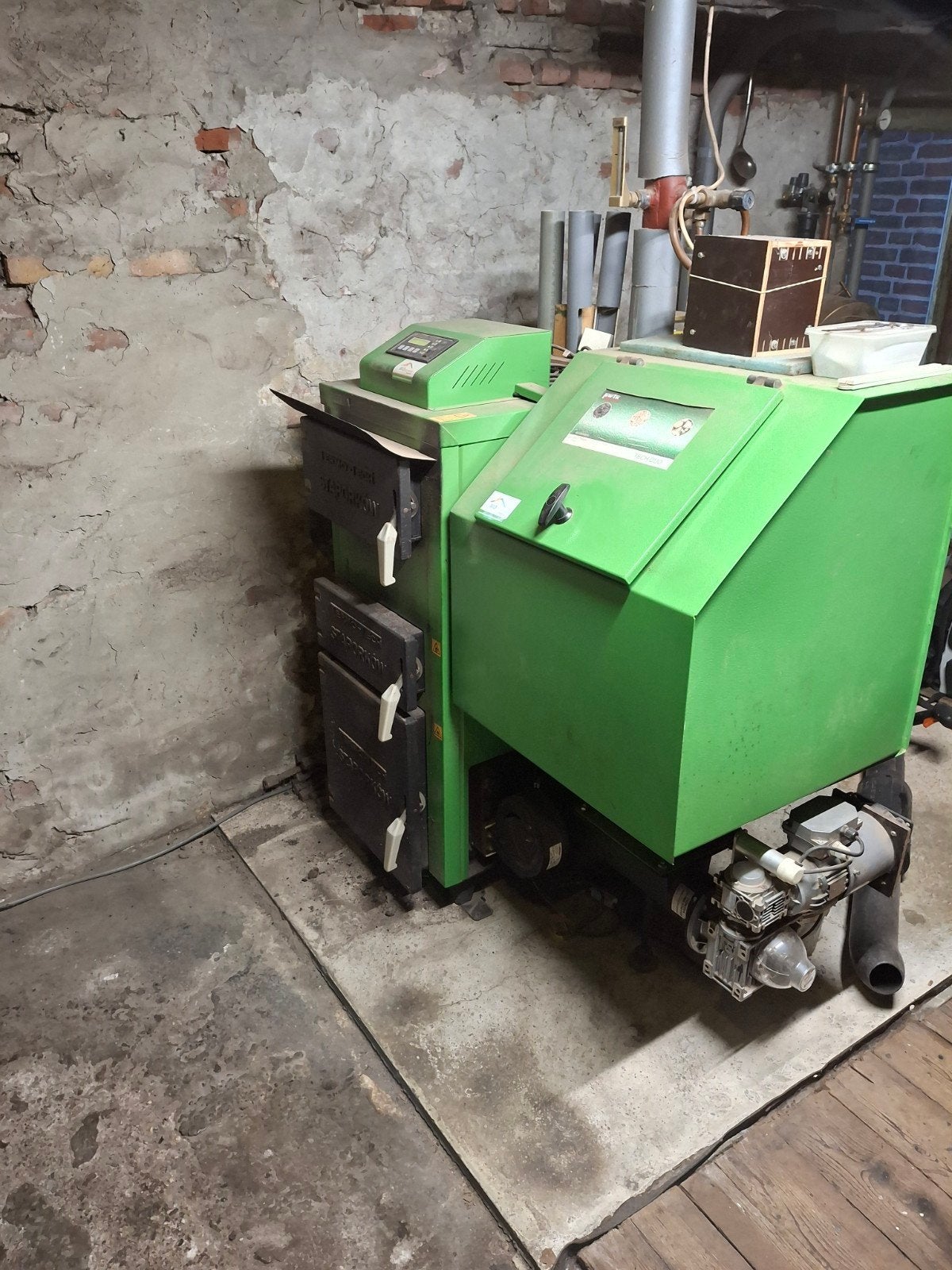 Te koop: prima werkende 22kw pellet-stukgoed kachel met silo, Doe-het-zelf en Verbouw, Ophalen, Gebruikt, Hoog rendement (Hr)