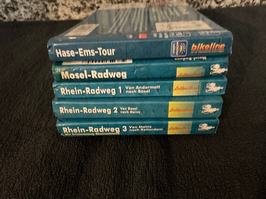 Reisboeken fietsen, Overige merken, Fiets- of Wandelgids, Europa, Ophalen of Verzenden