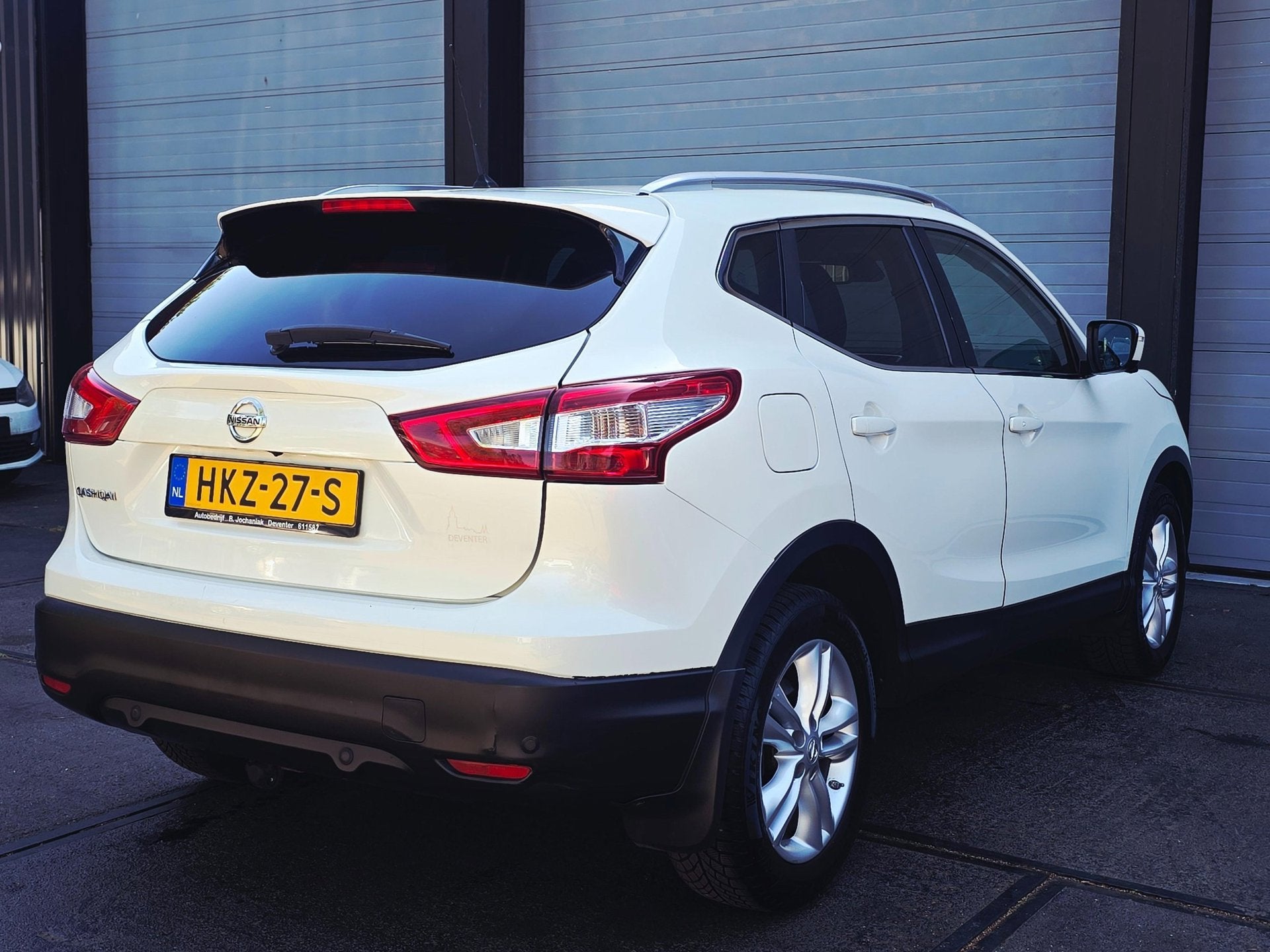 Nissan Qashqai 1.2 NAVI, STOELVERWARMING NETTE STAAT, GOED R, Voorwielaandrijving, Euro 5, Gebruikt, Zwart