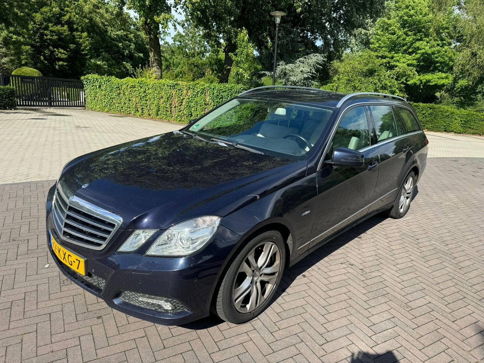 Mercedes E-Klasse 250 CGI Avantgarde Automaat 2010 Leer NAP, Auto's, Automaat, Achterwielaandrijving, 4 cilinders, Blauw