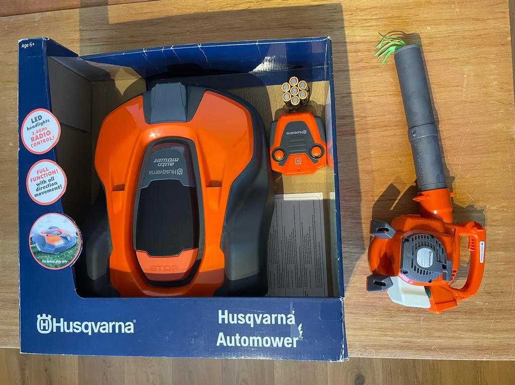 Husqvarna Automower speelgoed robotmaaier met afstandsbedien, Ophalen of Verzenden, Zo goed als nieuw, Afstandsbediening
