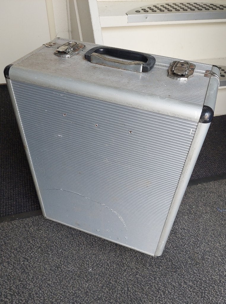 Aluminium gereedschapbox gereedschapkoffer zonder inhoud, Ophalen of Verzenden, Gebruikt