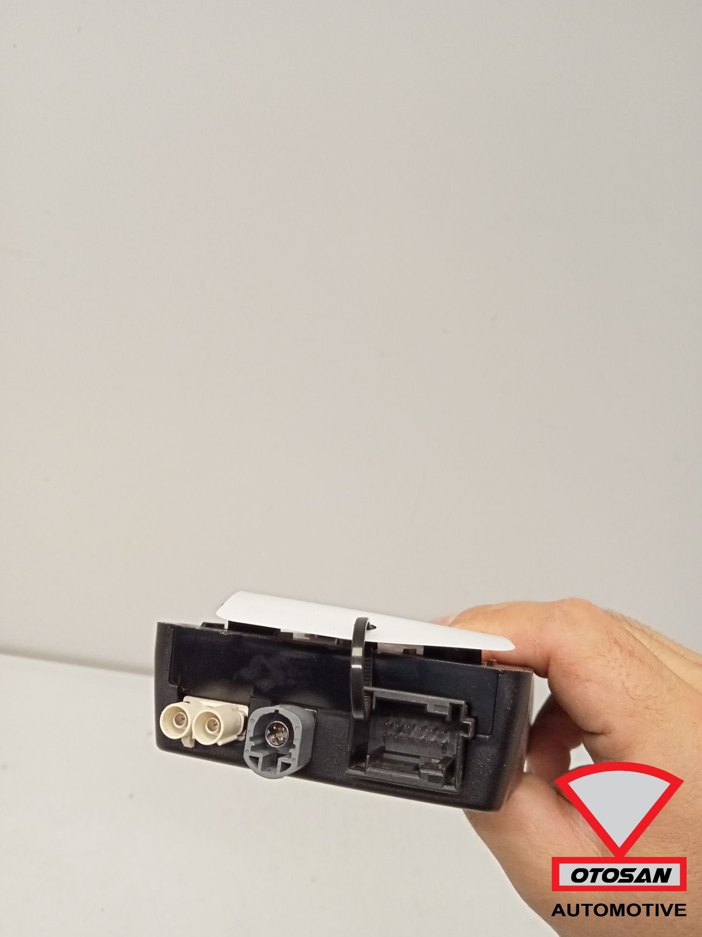 Mercedes C Klasse W204 Becker Module Houder A1728100011, Gebruikt, Mercedes-Benz AG, Mercedes-Benz, Ophalen of Verzenden