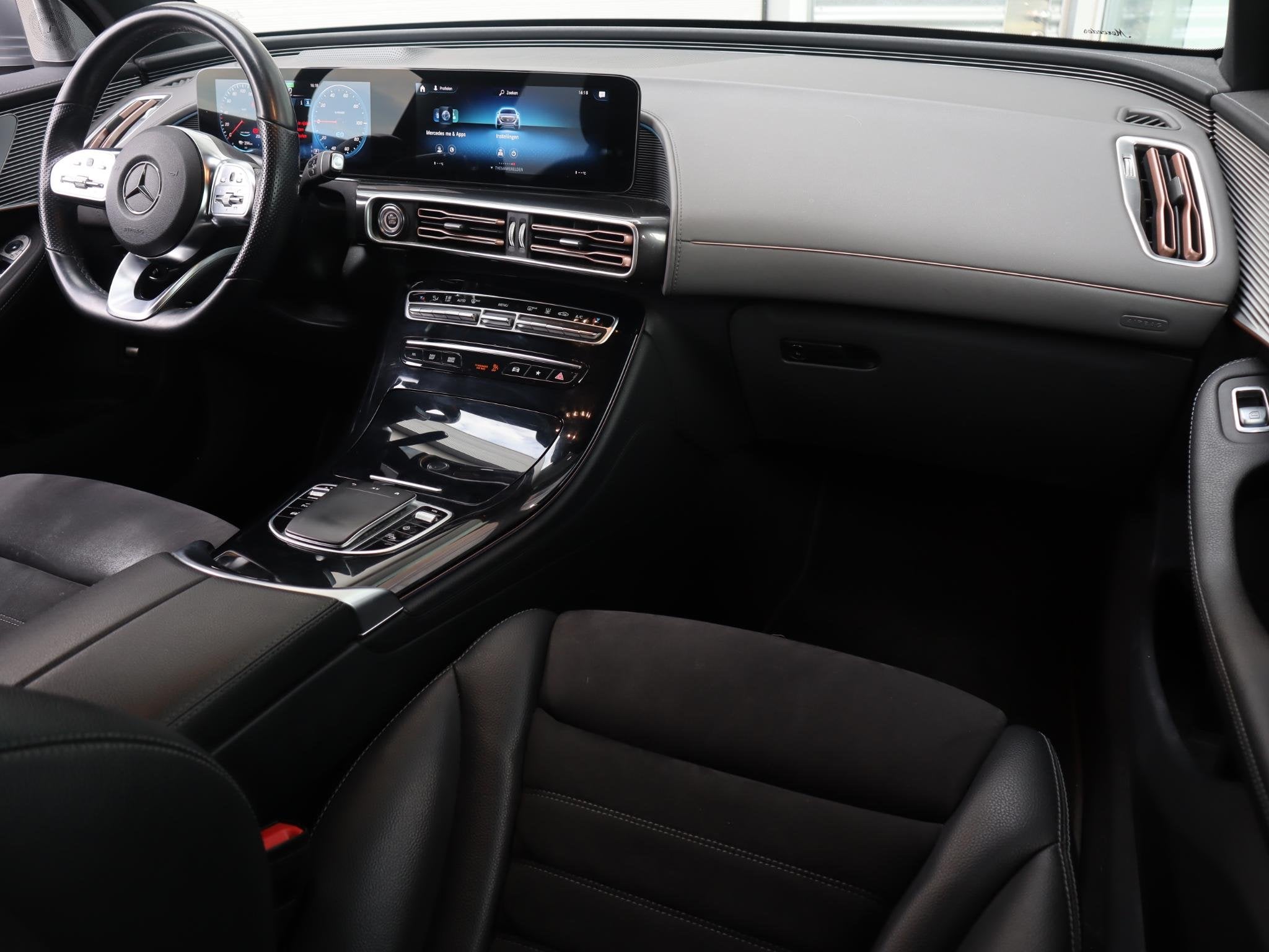 Mercedes-Benz EQC 400 4MATIC Business Solution AMG 80 kWh l, Auto's, Dealer onderhouden, Stof, Zwart, 80 kWh