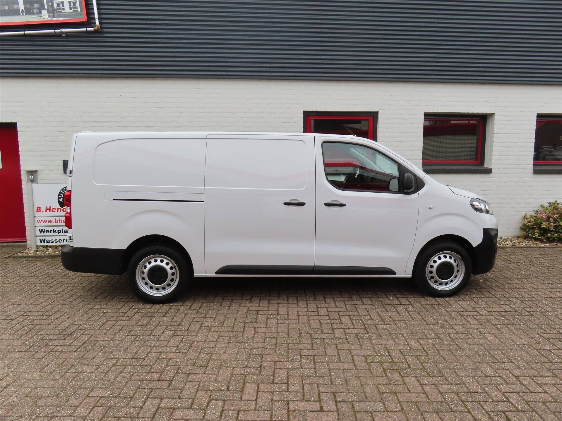 OPEL Vivaro GB 2.0 Diesel 145pk L3/ Apple Carplay/ Airco/ Vl, Stof, Gebruikt, 4 cilinders, 2500 kg