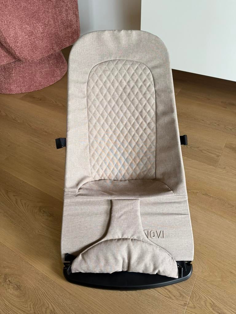 Beige Novi wipstoel / bouncer Lily, Ophalen