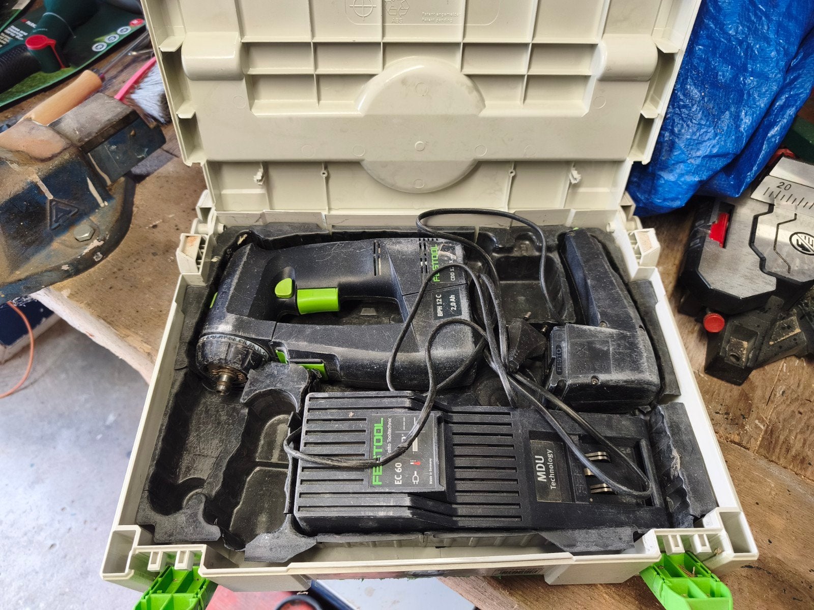 Festool CDD 12 FX Accuboormachine met 2 accu's en lader, Ophalen, Gebruikt, Minder dan 400 watt, Boor- en Schroefmachine