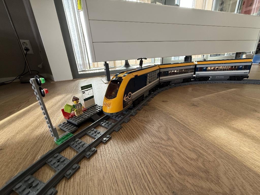 TE KOOP: Lego Intercity Trein (60197), Ophalen, City, Lego, Zo goed als nieuw