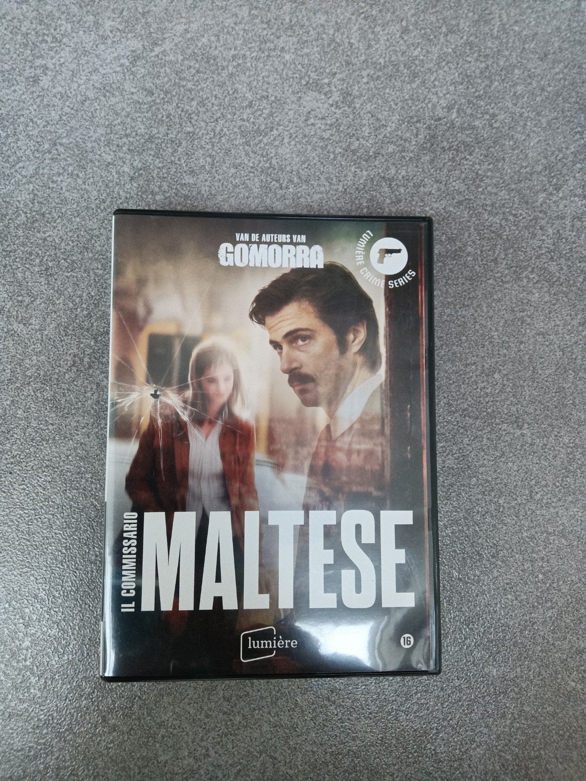 maltese lumiere Italiaanse crime, Vanaf 16 jaar, Ophalen of Verzenden, Zo goed als nieuw, Thriller