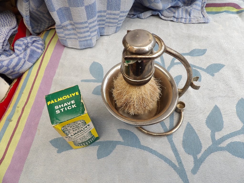 oude scheerset/ scheerkwast met scheerzeep, Ophalen of Verzenden