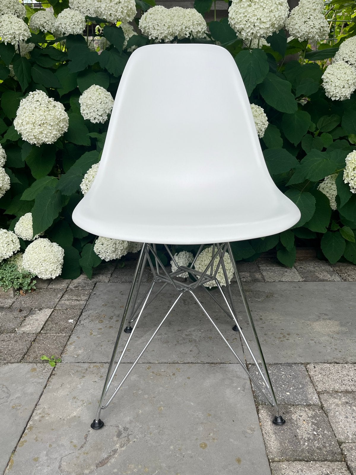 4 witte Vitra DSR design stoelen met chromen onderstel, Huis en Inrichting, Stoelen, Ophalen, Kunststof, Gebruikt, Wit