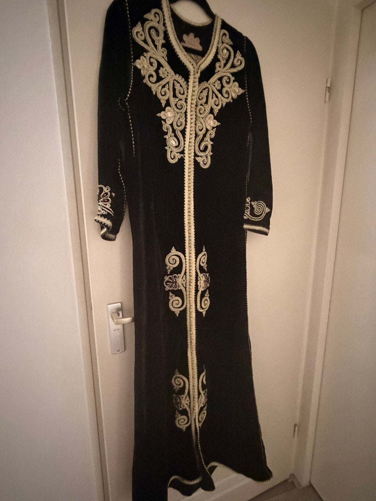 Kaftan, Ophalen of Verzenden, Zo goed als nieuw, Zwart, Overige typen