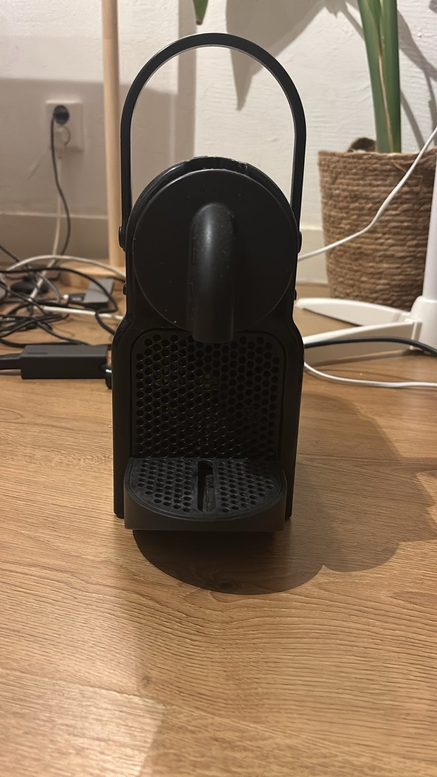Nespresso Magimix Inissia koffiecupmachine met capsulehouder