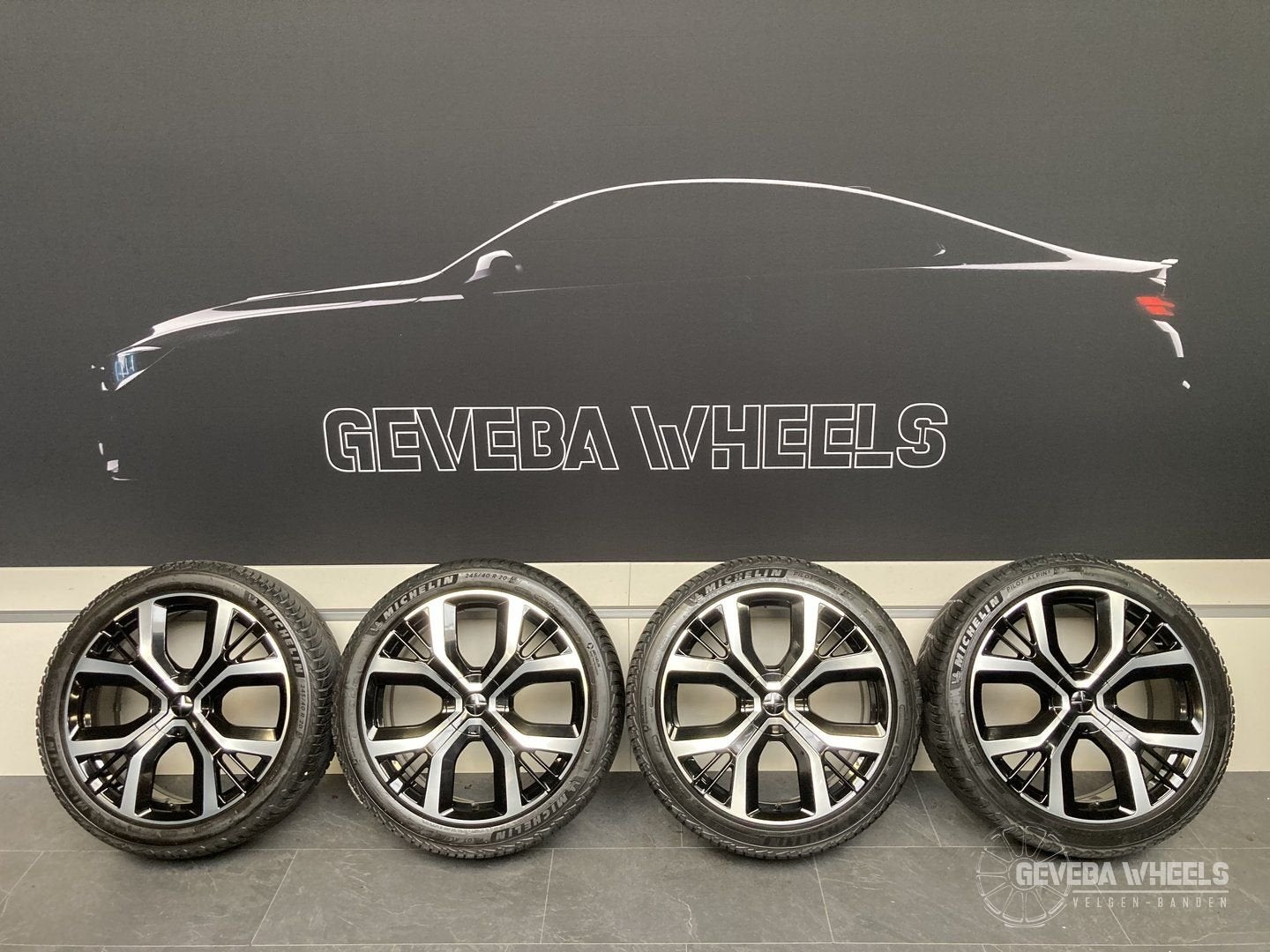20” originele Polestar 2 velgen + winterbanden 5x108 3224395, -, -, Banden en Velgen, 20 inch