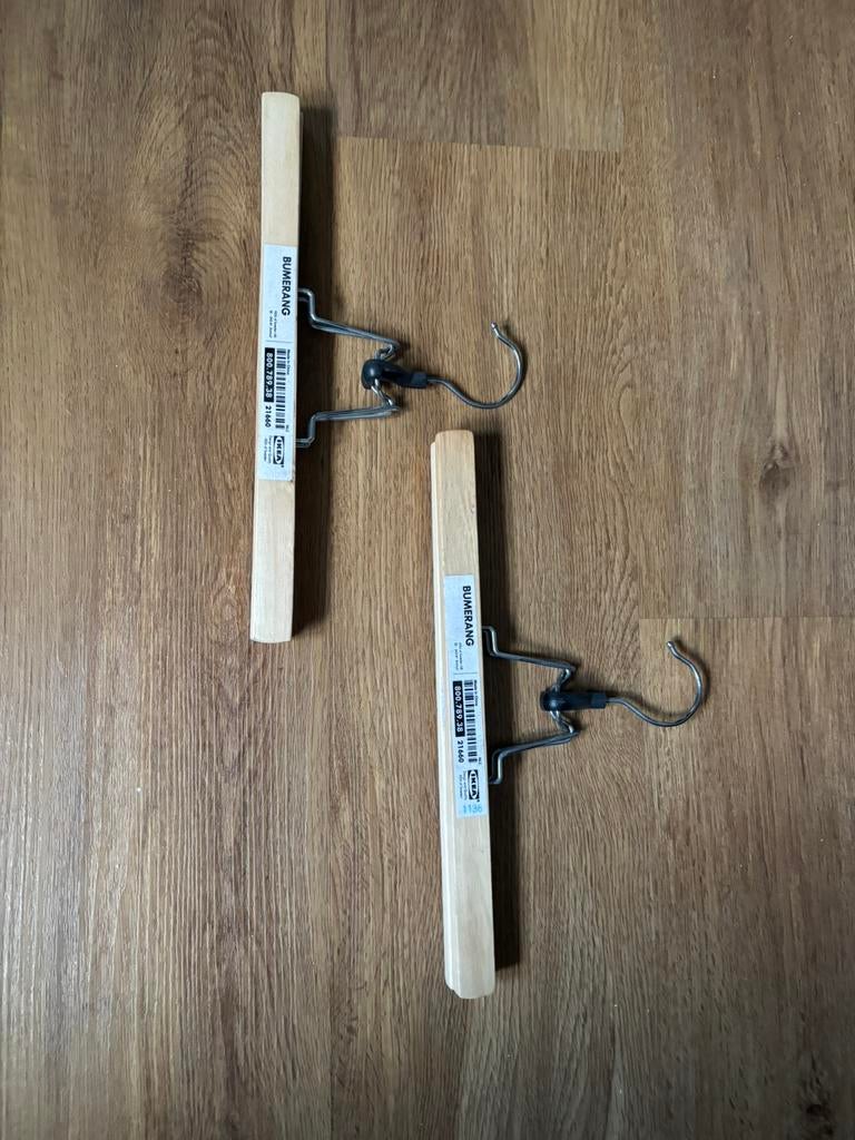 Bumerang klerenhanger, Ophalen, Zo goed als nieuw, Hout, Kinderen en Volwassenen