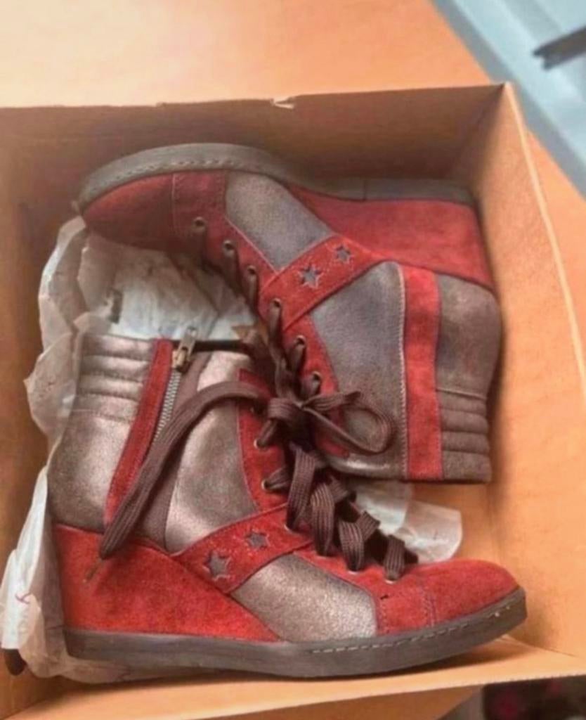 Khrio echte leren schoenen / sneakers maat 40 NIEUW, Nieuw, Ophalen of Verzenden, Sneakers of Gympen, Rood