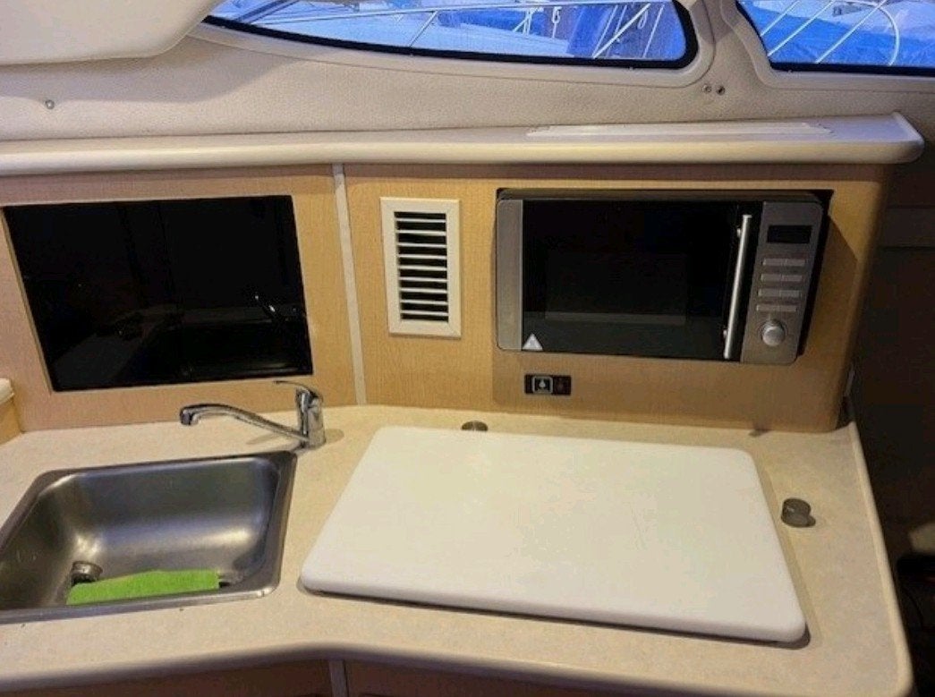 Foto 10 van Bayliner 265 WB Diesel 225 pk