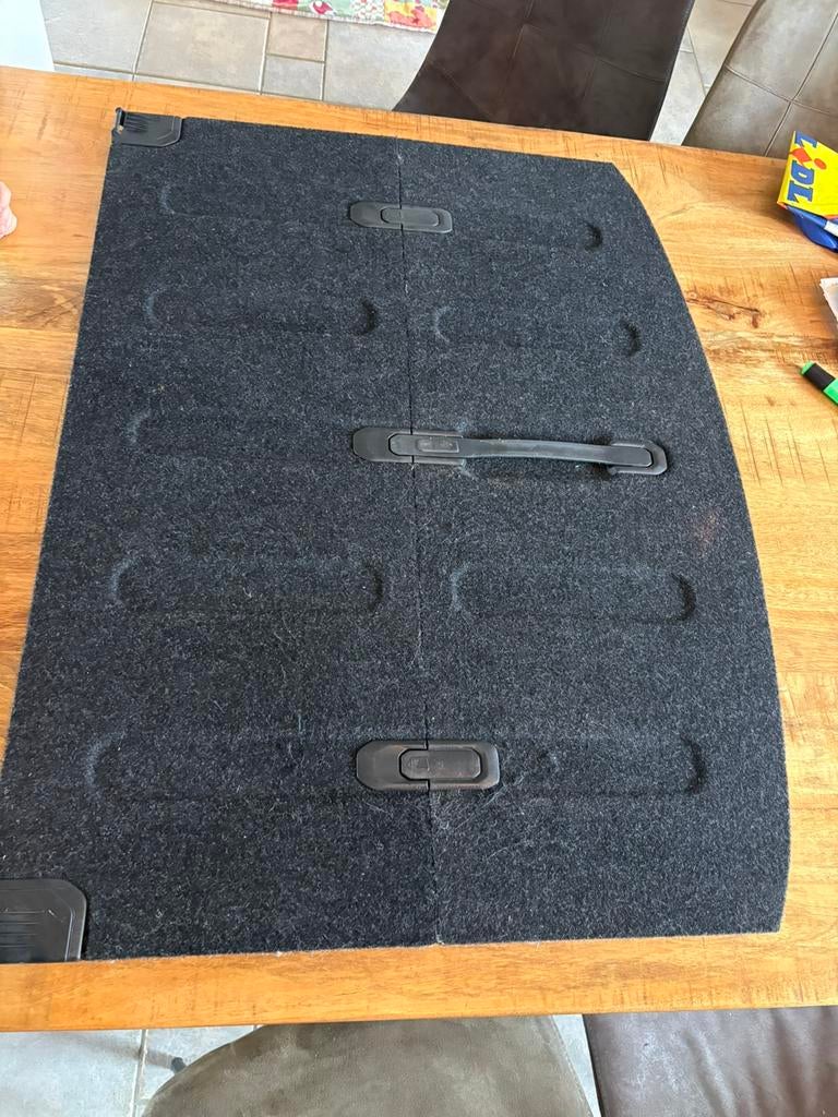Volvo C40 achterbakvloer, Ophalen of Verzenden