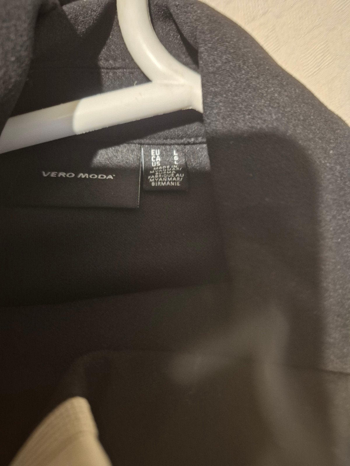 Vero Moda damespak Nieuw 30,00, Kleding | Dames, Verzenden, Nieuw, Maat 38/40 (M), Zwart
