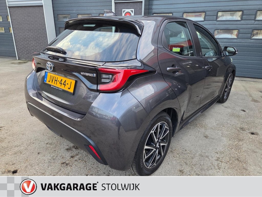 Toyota Yaris 1.5 Hybrid 115 Active Automaat, Cruise-controle, Gebruikt, 450 kg, 1490 cc, Bedrijf