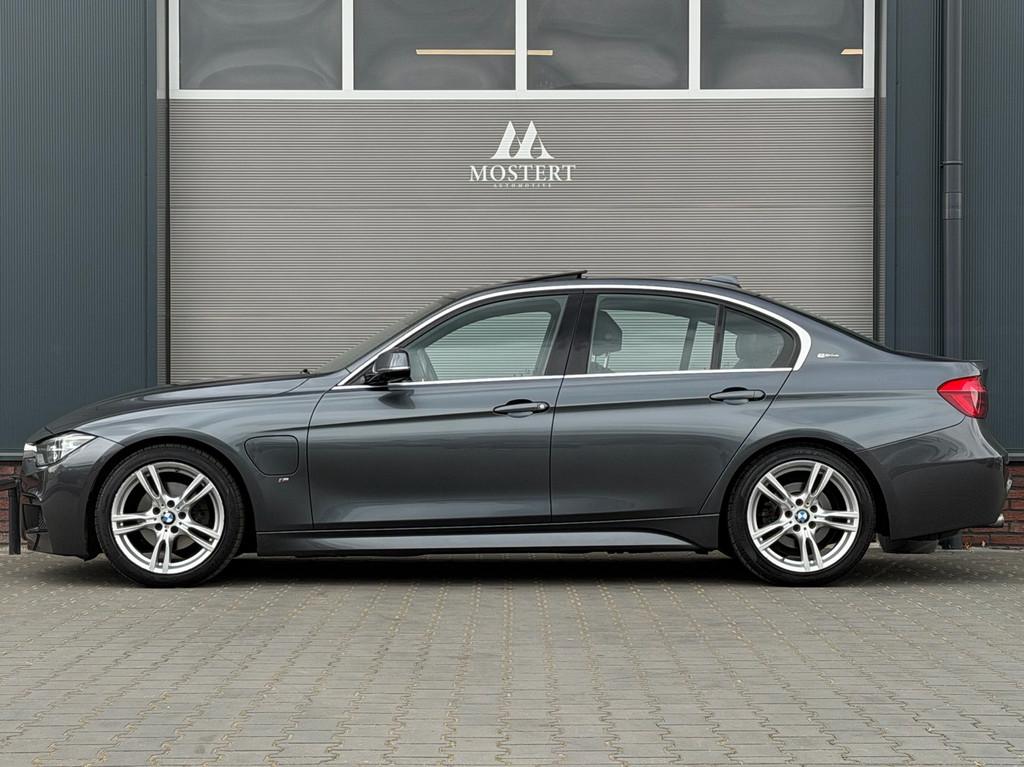 BMW 3-serie 330e/252pk High Executive|2016|M-Pakket|NAP|Pano, Auto's, Automaat, 1998 cc, Achterwielaandrijving, Gebruikt