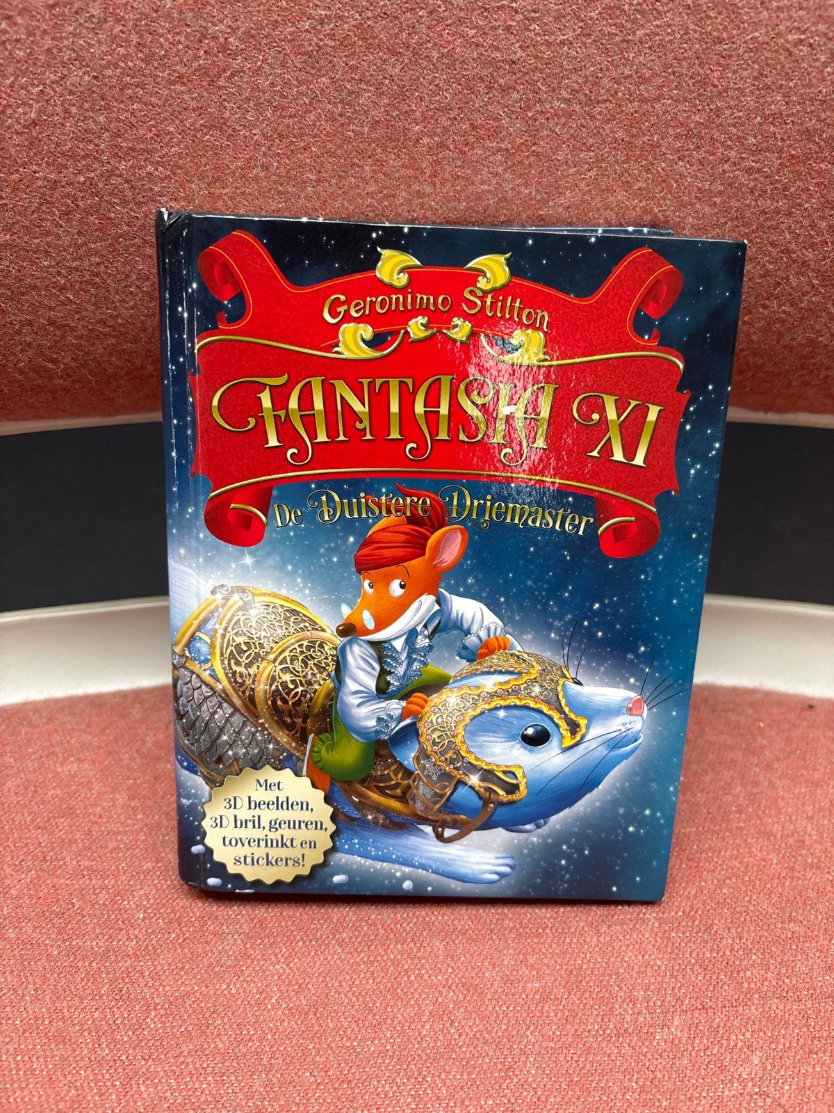 Geronimo Stilton Fantasia XI: De Duistere Driemaster, Ophalen of Verzenden, Gelezen, Fictie