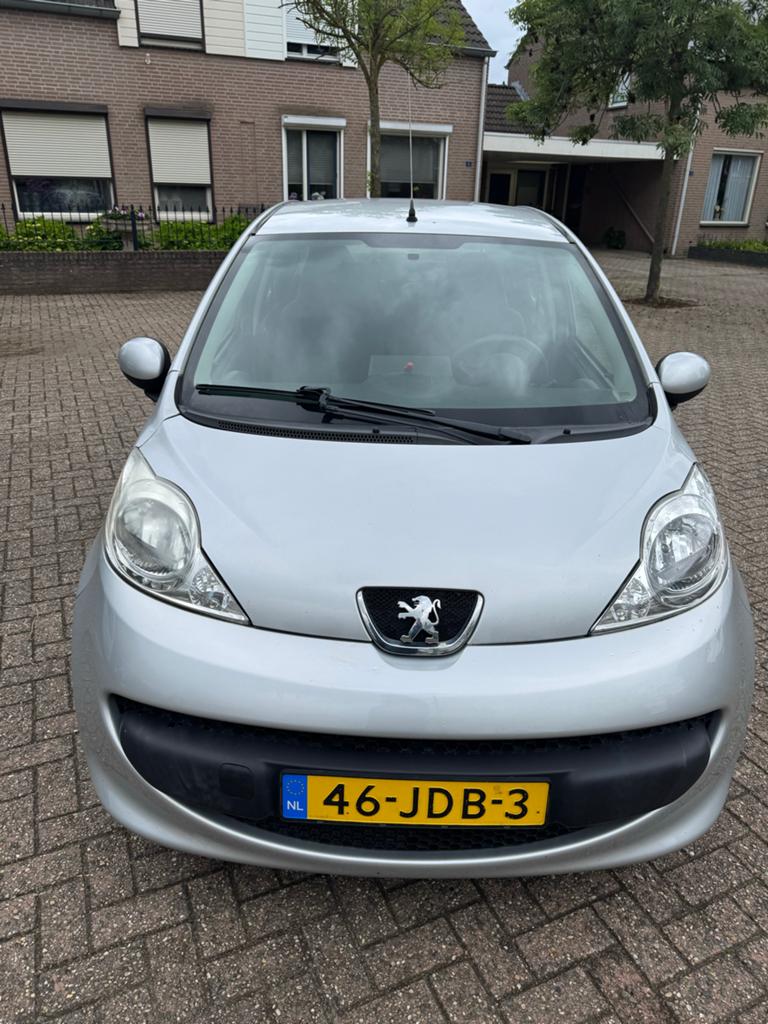 Peugeot 107 1.0 12V 5DR 2009 Grijs (AIRCO), Voorwielaandrijving, 4 stoelen, 68 pk, Origineel Nederlands