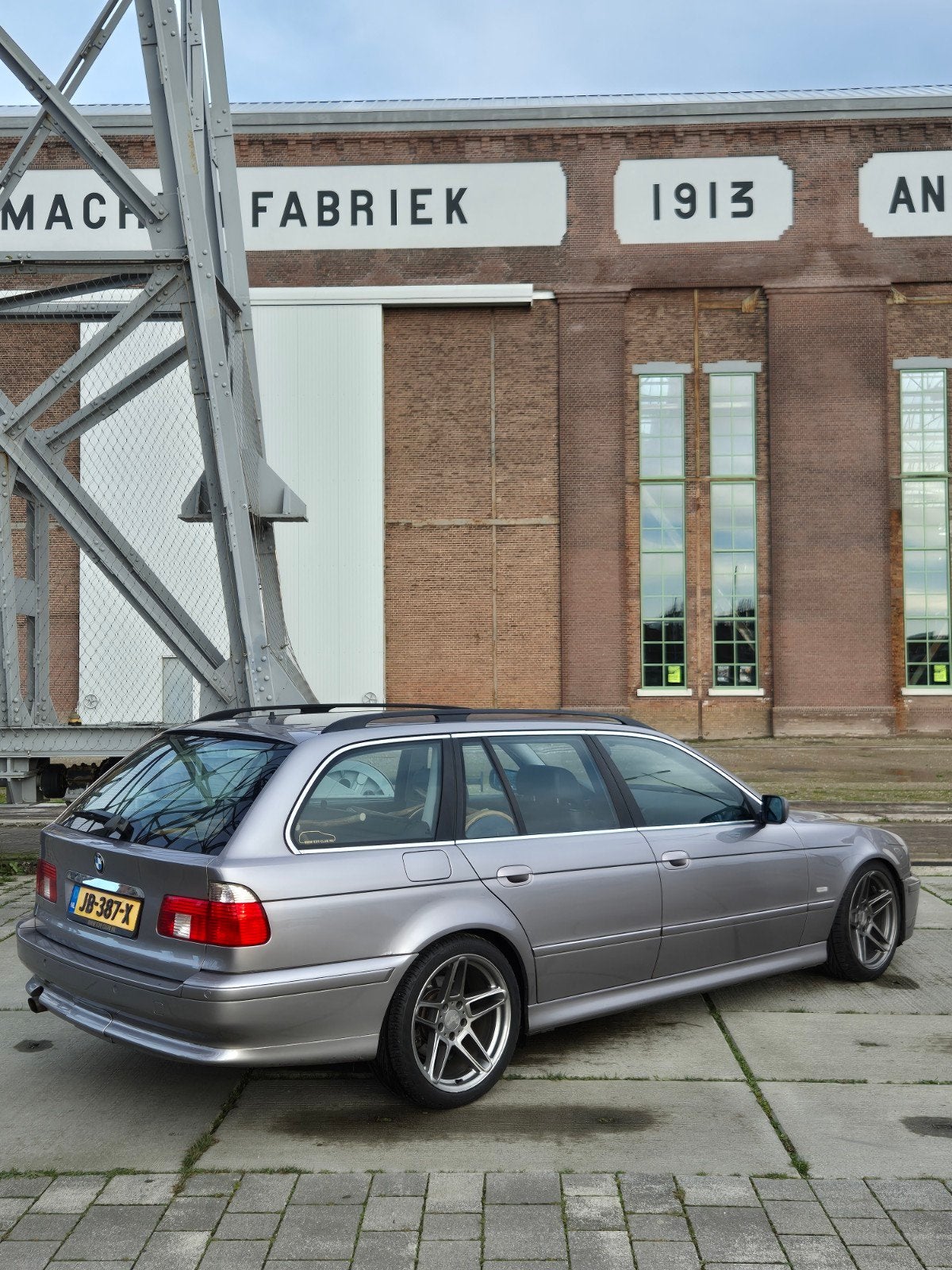 bmw e39 touring 530i, Automaat, Automatische klimaatregeling, Achterwielaandrijving, Zwart
