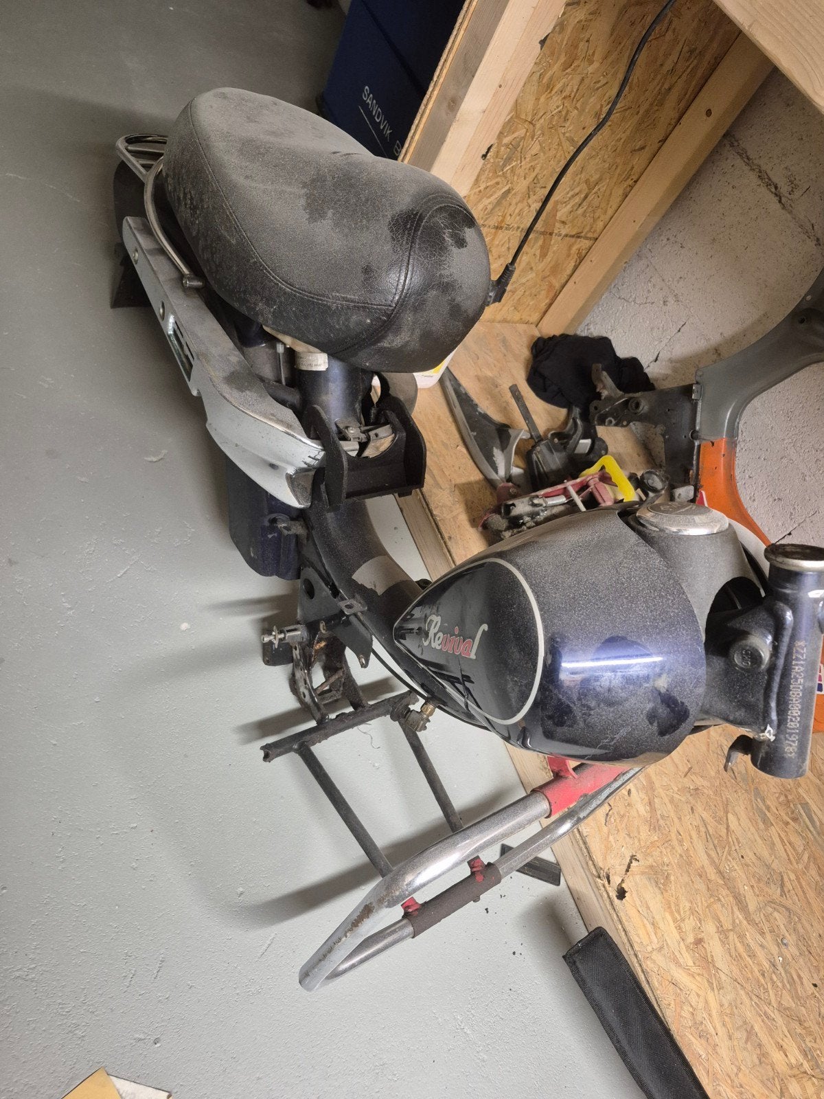 tomos revival snor frame, Ophalen, Gebruikt, Standard