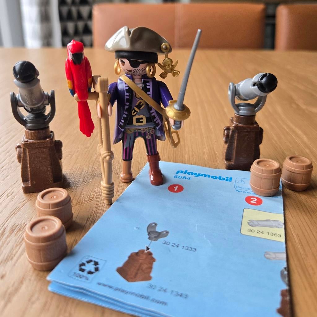 Playmobil 6684 Piraten Kapitein met accessoires, Ophalen of Verzenden, Zo goed als nieuw