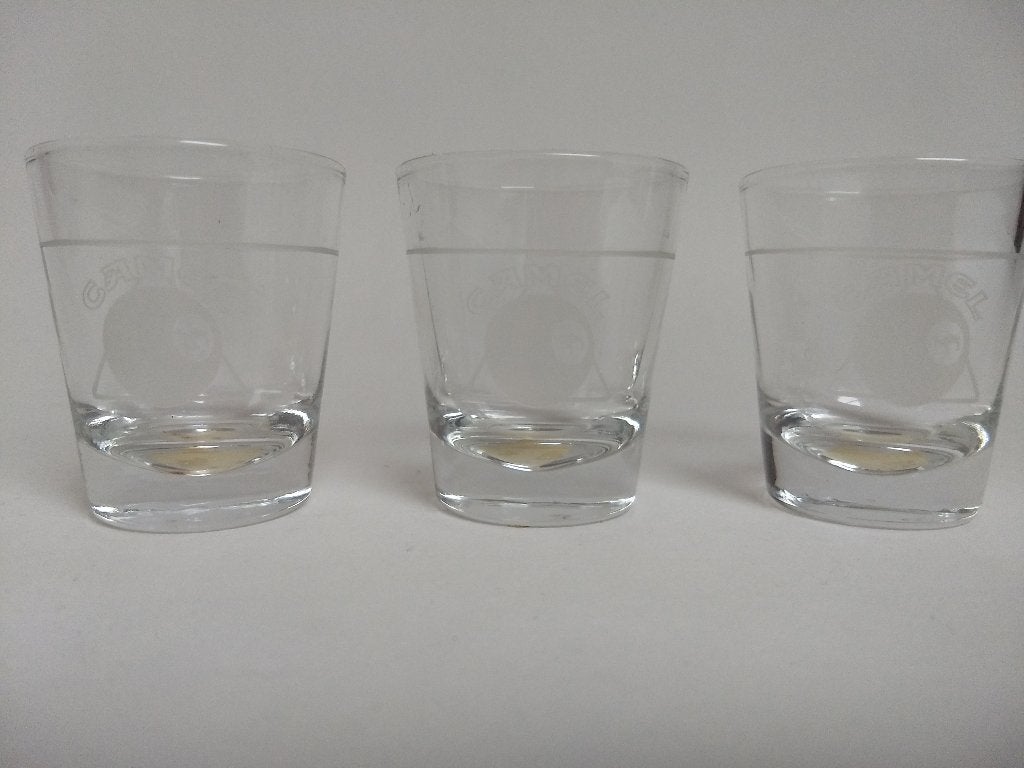 3 Camelshotglaasjes, geëtst poolbal, jaren 90- en driehoek, Ophalen, Zo goed als nieuw, Overige typen