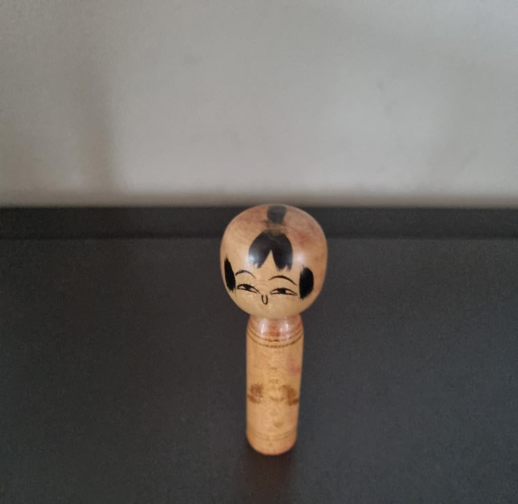 Leuke Hijiori Kokeshi, Verzenden