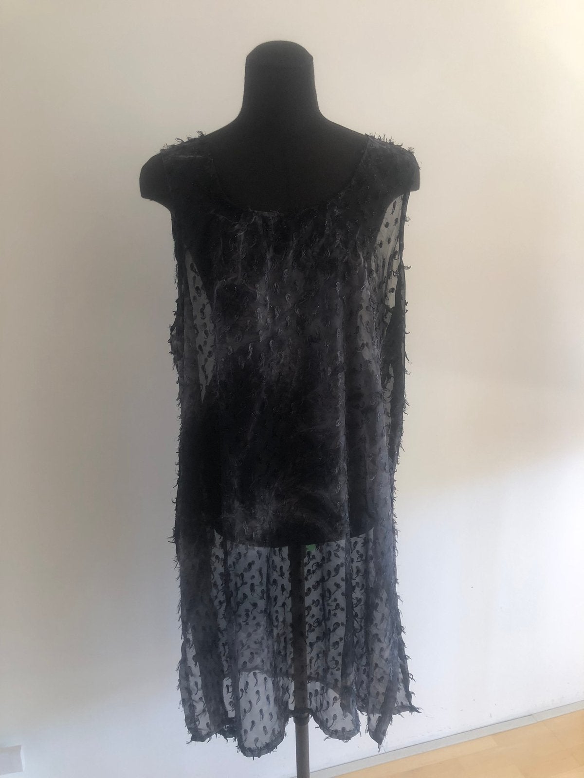 Zomers chique voile hes met splitten, maat 46-50, Ophalen of Verzenden, Zo goed als nieuw, Zwart, Overige typen