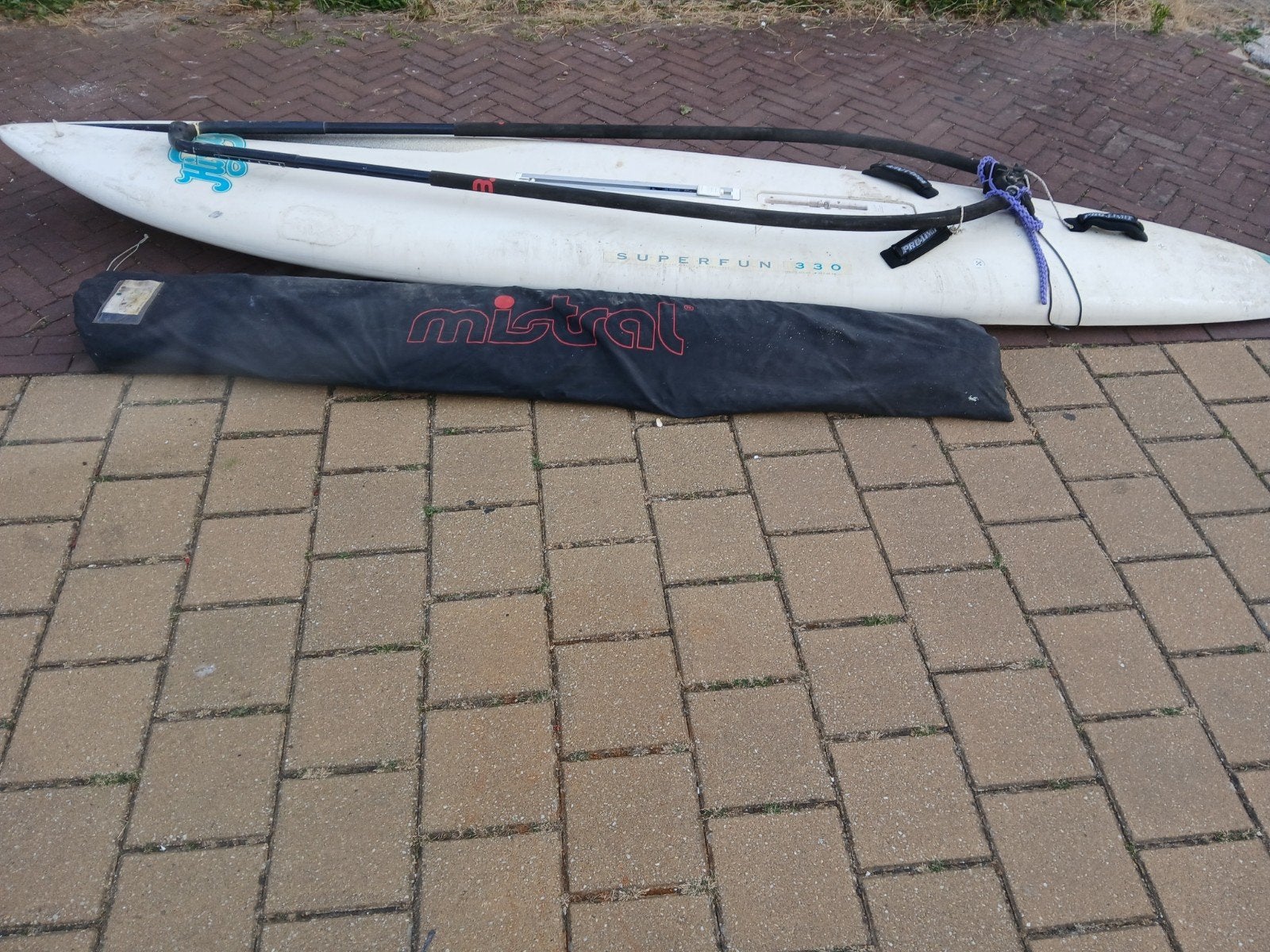 Mistral Superfun 330 Windsurfplank, Ophalen, Mistral, 300 cm of meer, Plank