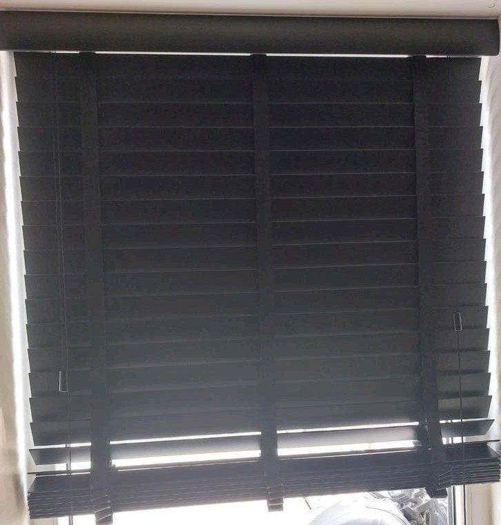 Zwarte PVC jaloezieën, 2 stuks, Ophalen, Nieuw, Zwart, 50 tot 100 cm