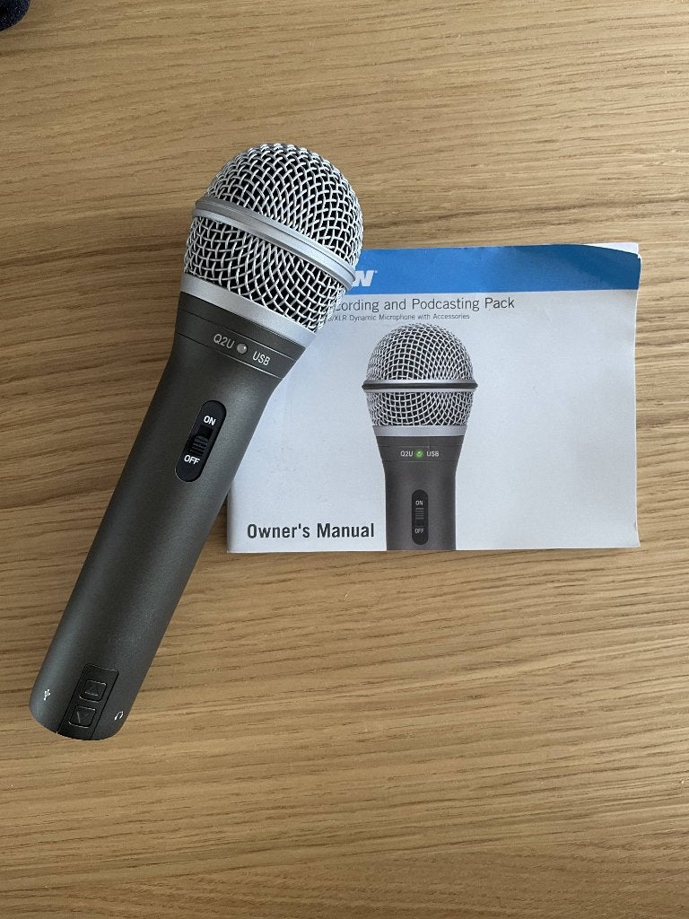 Samson Q2U Recording & Podcasting Pack. 3x USB/XLR microfoon, Ophalen, Zo goed als nieuw, Studiomicrofoon