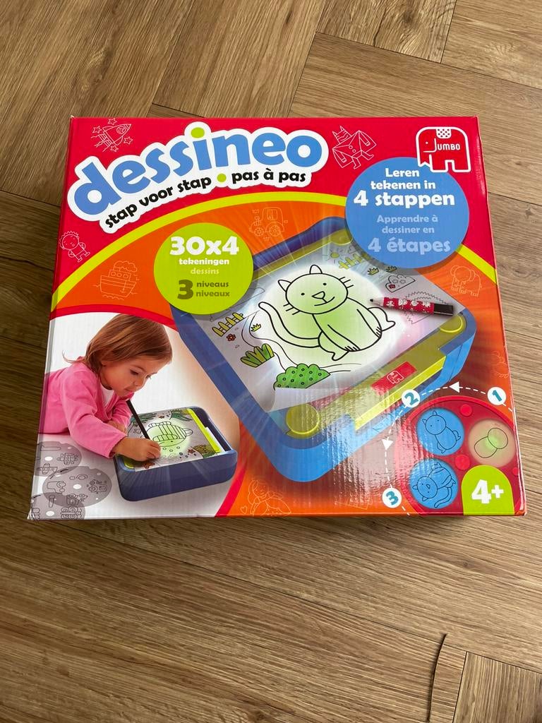 Dessineo - Stap voor stap leren tekenen, Ophalen of Verzenden, Zo goed als nieuw, Knutselen, Met licht