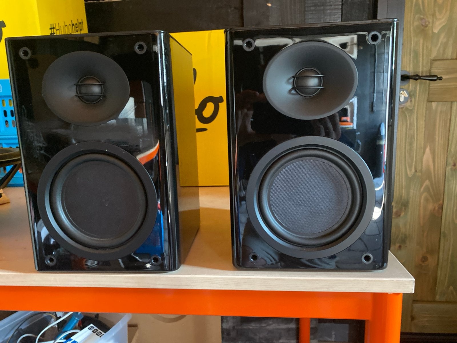 Harman Kardon MAS 100 speakers (zonder frontjes), Audio, Tv en Foto, Luidsprekers, Ophalen, Gebruikt, Front, Rear of Stereo speakers