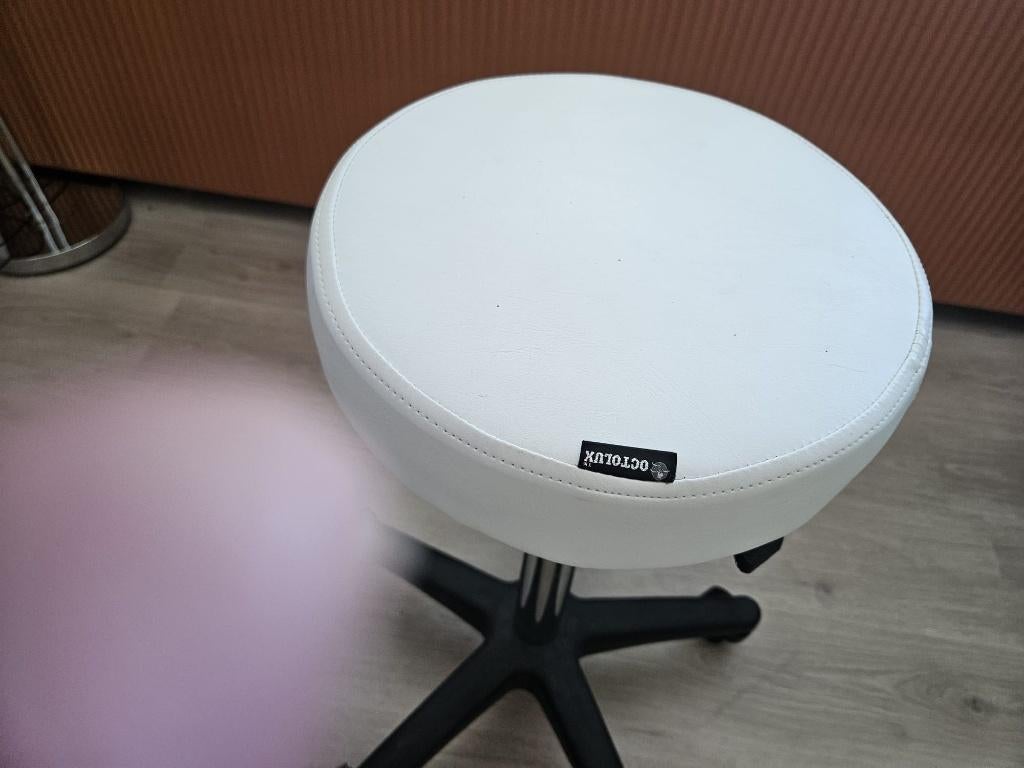 Tabouret ronde zit, Huis en Inrichting, Krukjes, Zo goed als nieuw, Staal, In hoogte verstelbaar, Ophalen