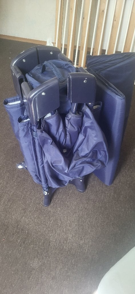 Camping bed, Ophalen, Wit, 190 cm of minder, Zo goed als nieuw