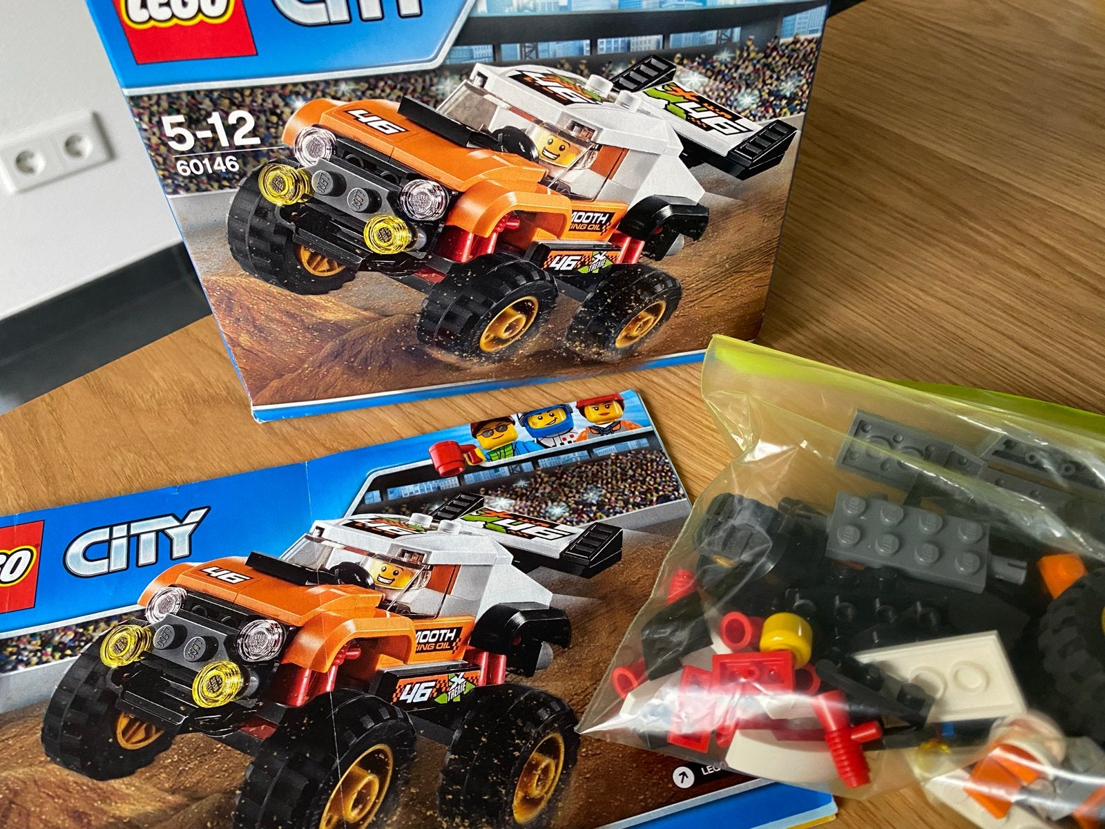 Lego City 60146 Stunt Truck