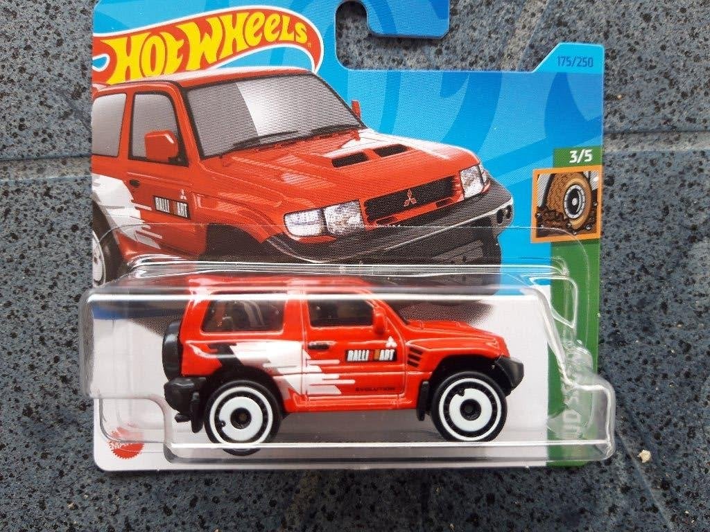Mitsubishi Pajero Evolution rood - Hotwheels 3-inch, Ophalen of Verzenden, Zo goed als nieuw, Auto